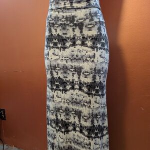 A Long Gray And White Stretch Maxi Dress But No Size And No Name Brand